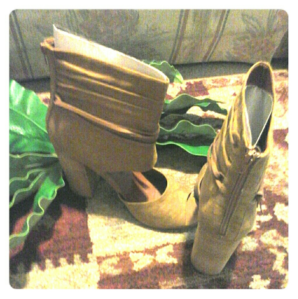 Ladies bootie